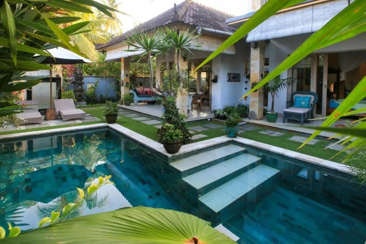 Bungalow Jepun At Villa Semua Suka أوبود